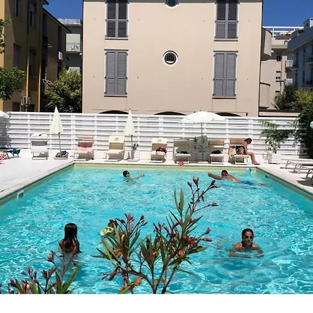 Del Parco Hotel 3*
