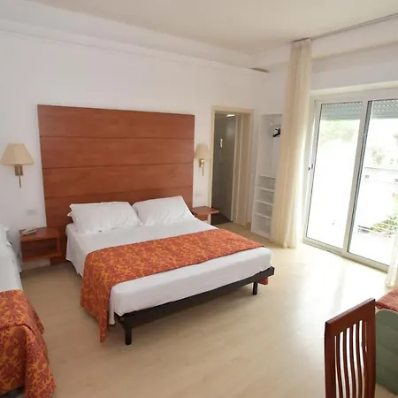 Del Parco 3* Римини
