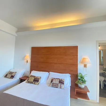 ホテル Del Parco 3*