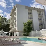 Del Parco 3*